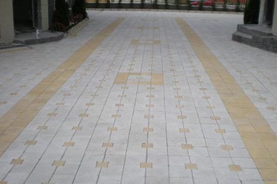 kesik-kara-parke-tasi-001